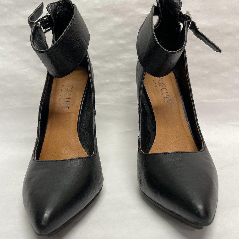 Shoe Cult Nasty Gal Black Faux Leather Buckle Ankle Strap Pump